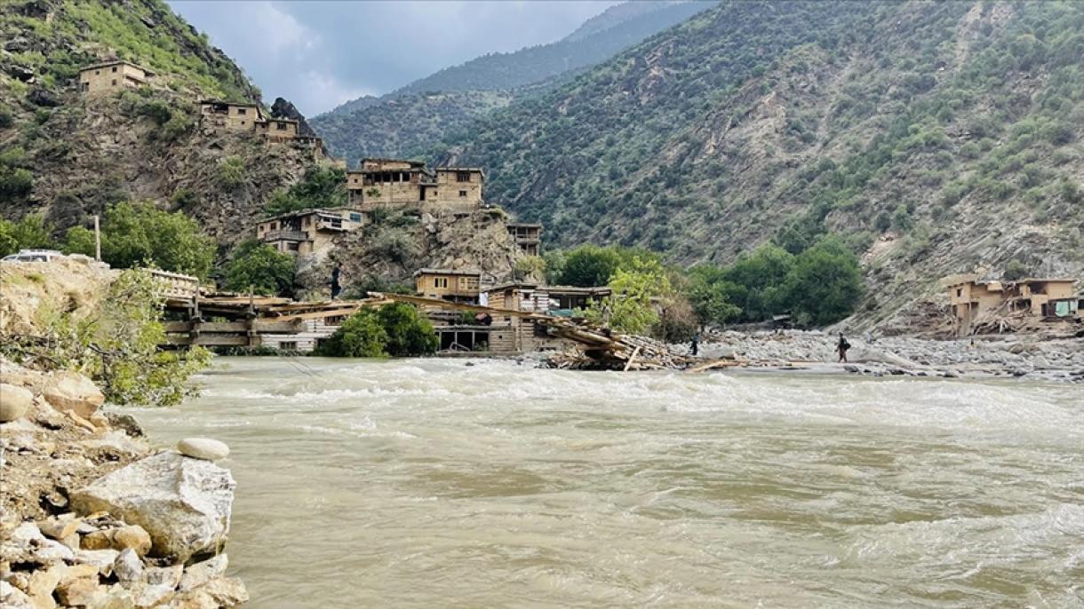 阿富汗洪灾造成182人死亡