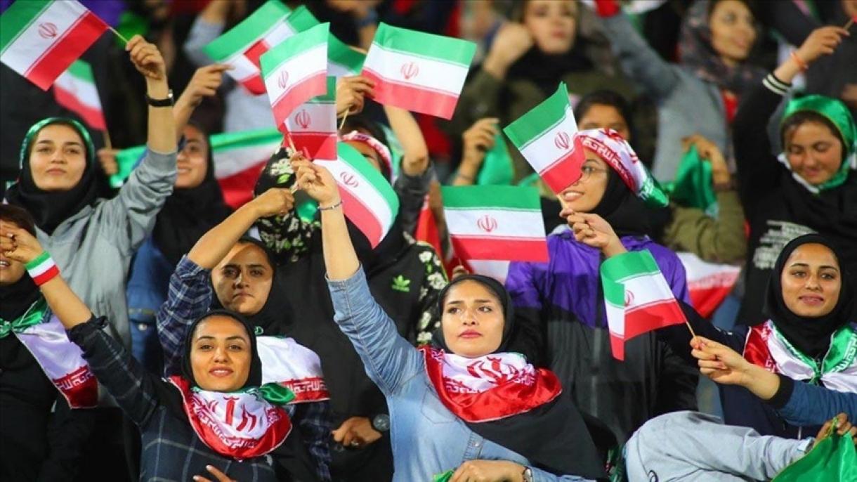 به حضور زنان ایرانی در مسابقه فوتبال با کره جنوبی اجازه داده شد