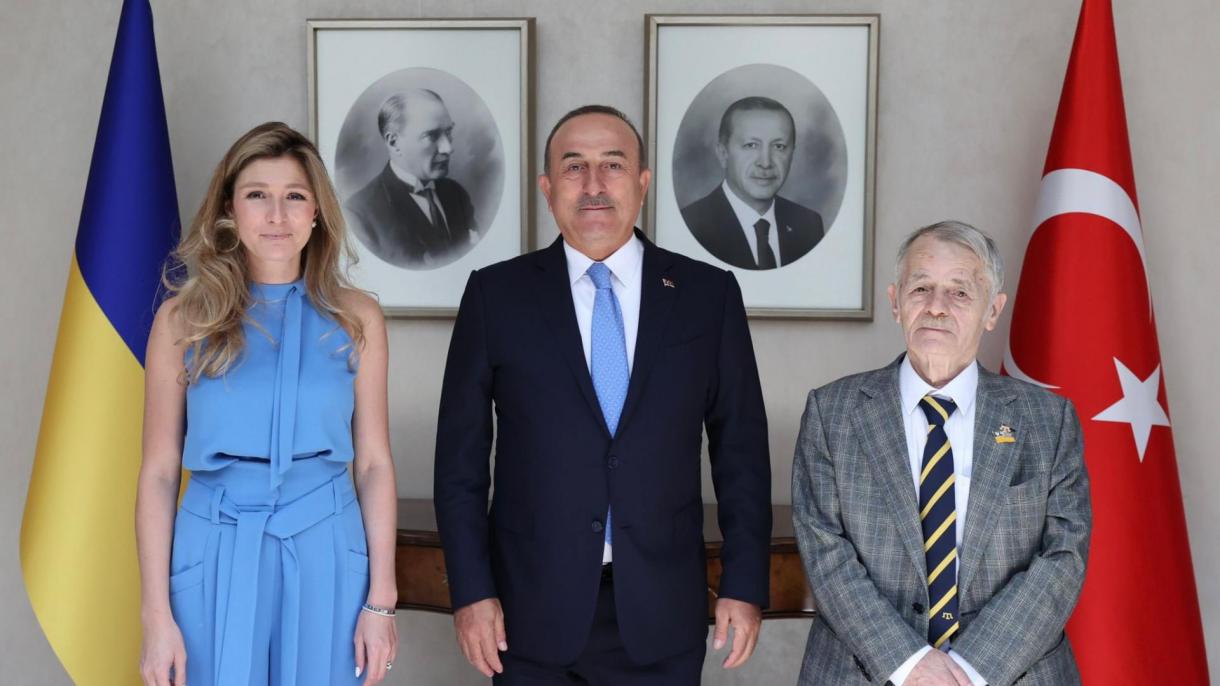 دیدار چاووش‌اوغلو با معاون وزیر خارجه اوکراین و رهبر تاتارهای ترک کریمه