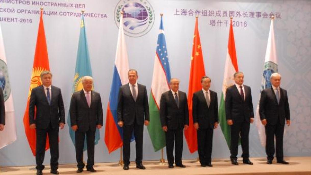 Шанхай Кызматташтык Уюмунун саммити  Өзбекстанда башталды