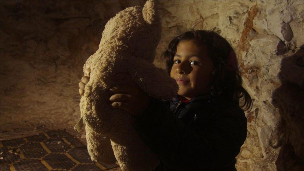 کودکان سوریه در پناهگاه‌های زیرزمینی بزرگ می‌شوند