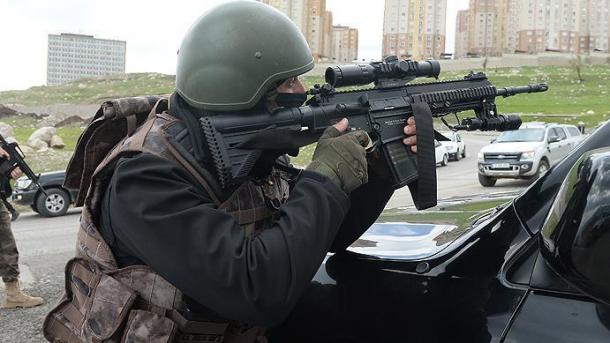 3ма военнослужещи и един полицай загинаха в Нусайбин