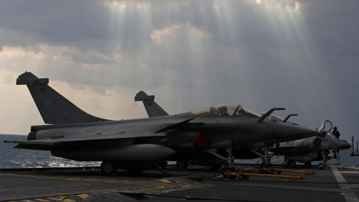 بھارت اور فرانس کے درمیان لڑاکا طیاروں کا معاہدہ