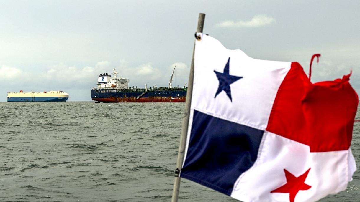 Canal de Panamá extiende a un año las restricciones ante la sequía