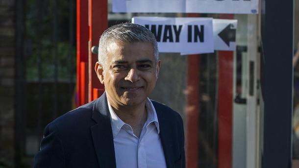 A munkáspárti Sadiq Khan London új polgármestere