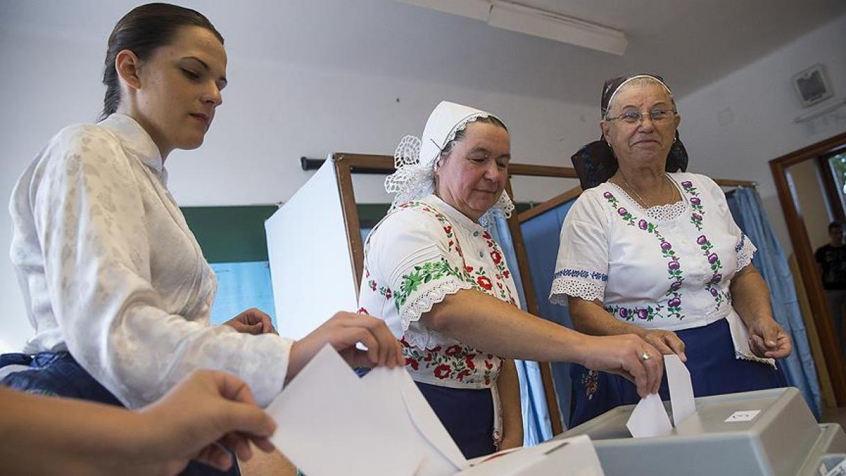 匈牙利全民公投参与率低于一半宣布结果无效