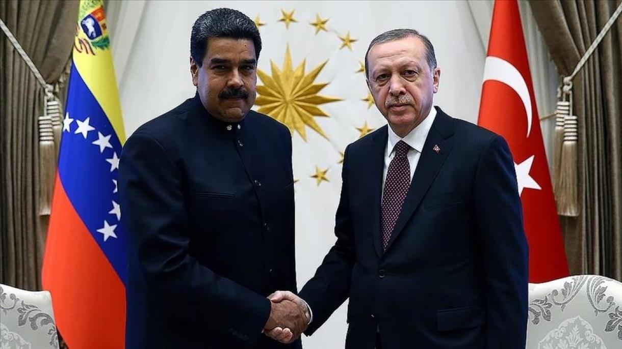Erdo'g'an Venesuela prezidenti Nikolas Maduro bilan muloqot qildi