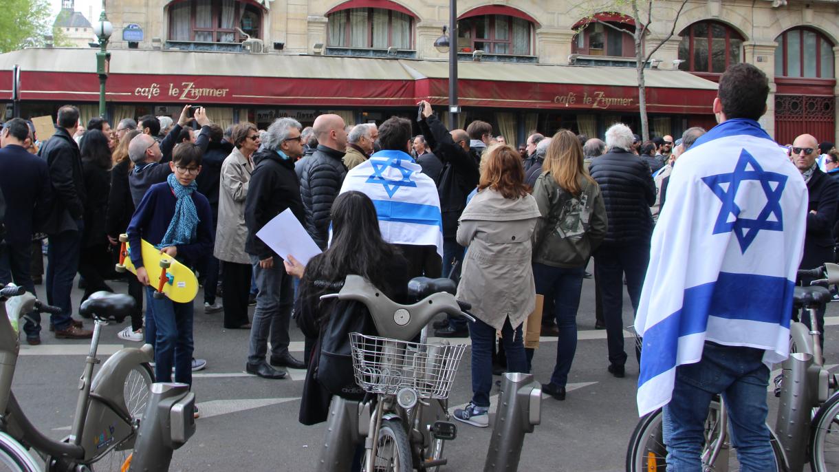 fransa'da israil protestosu.jpg