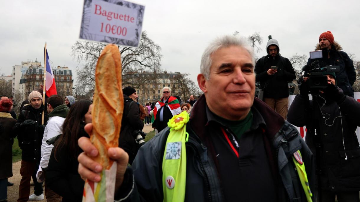 法国面包师街头抗议