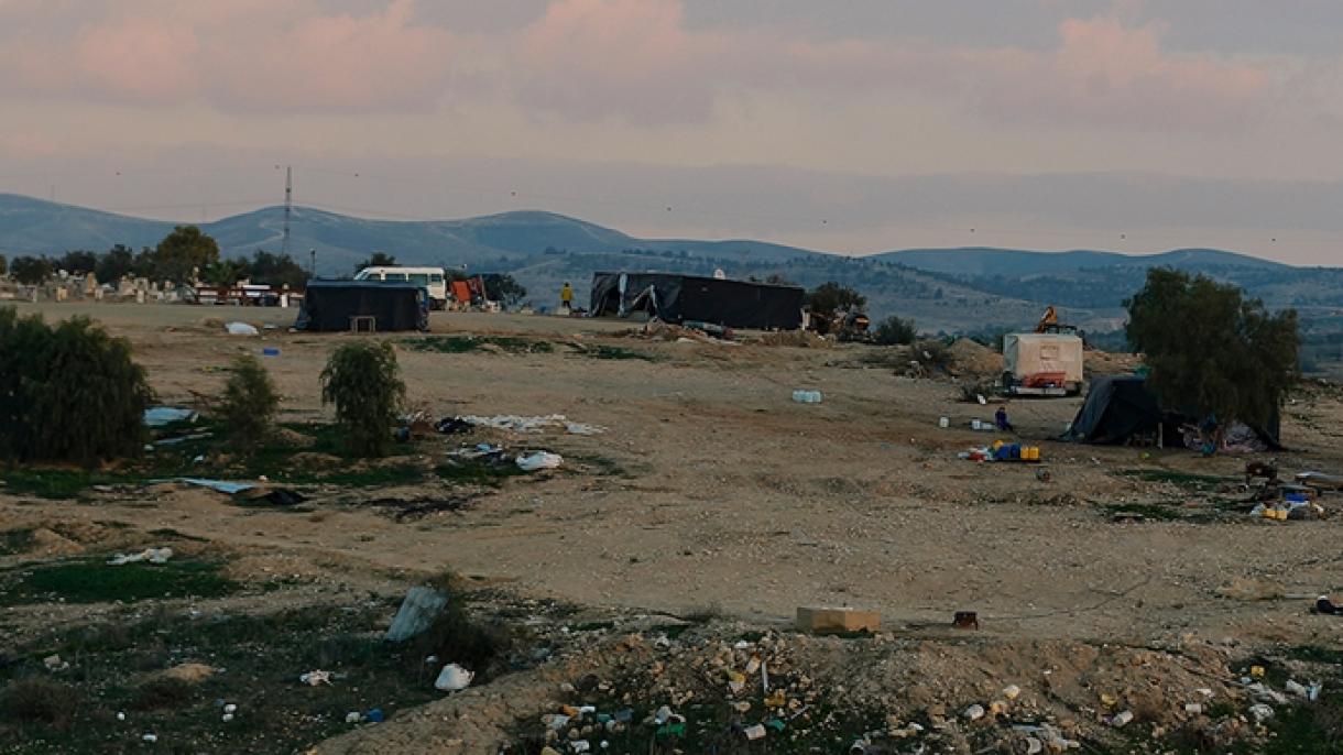 以色列摧毁阿拉伯裔公民生活的阿拉基卜村房屋