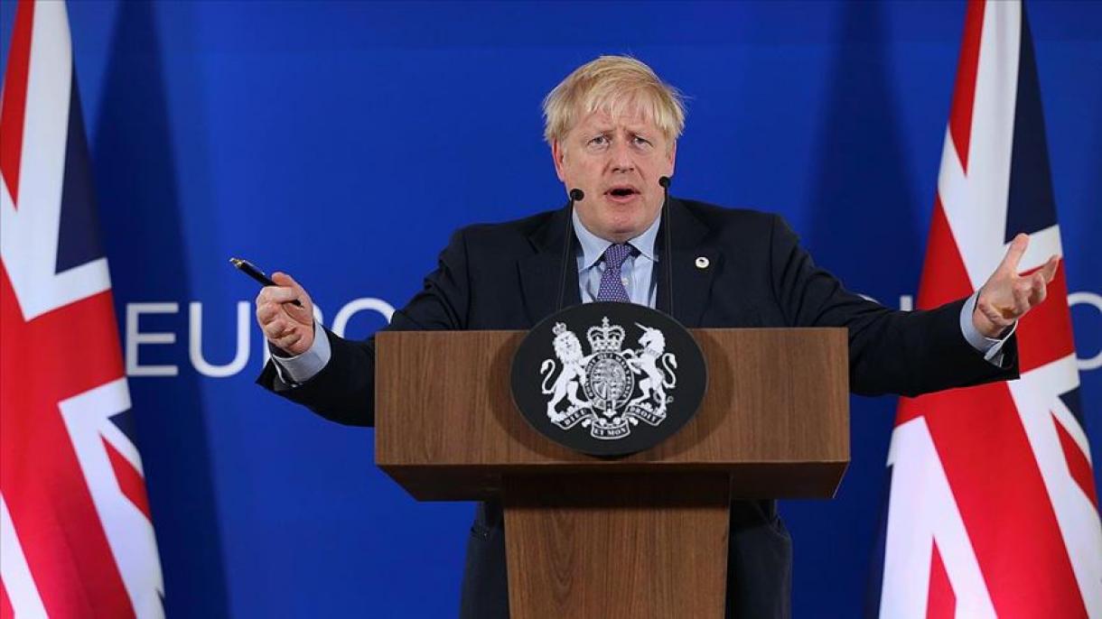 Johnson chiede al Parlamento di convocare elezioni anticipate