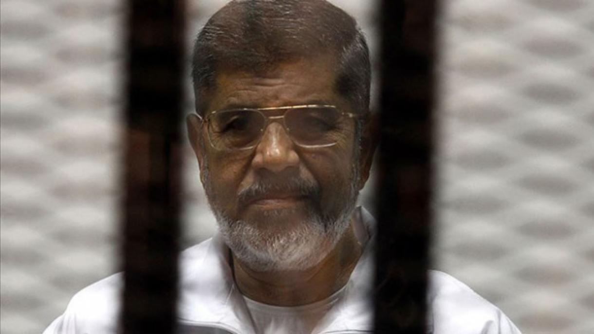 Египеттин мурдагы президенти Мухаммед Мурси сот залында каза болду
