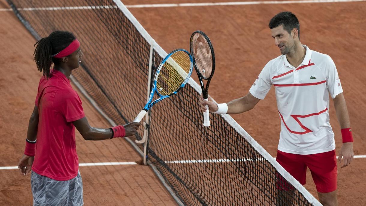 Roland Garros- Djokovic második fordulón