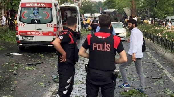 استانبول ده انفجار حادثه سی یوز بیردی