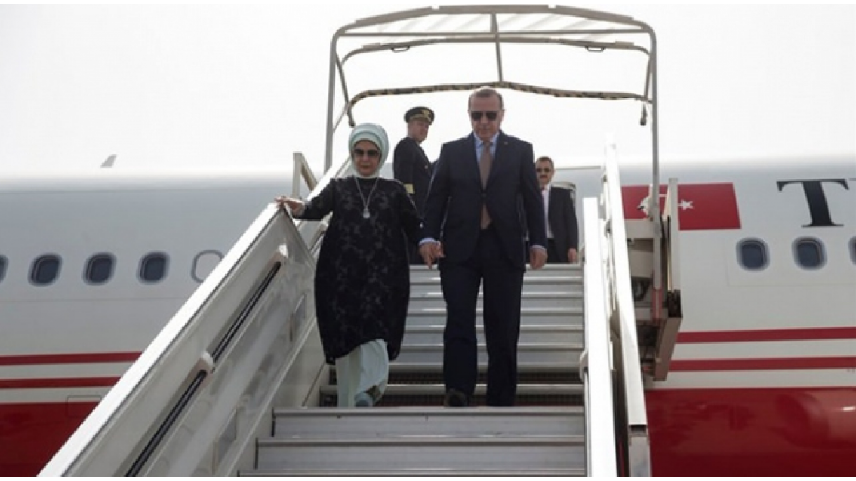 Президентът Ердоган отлетя за Тунис...