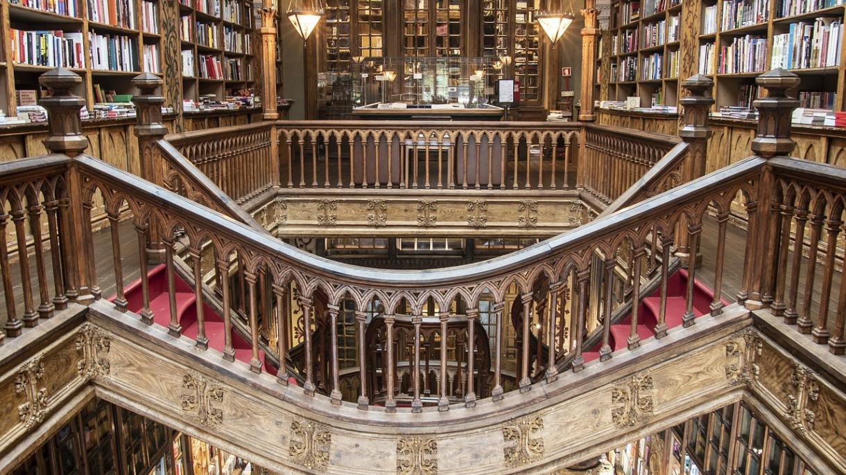 A Livraria Lello: uma das mais belas livrarias do mundo | TRT ...