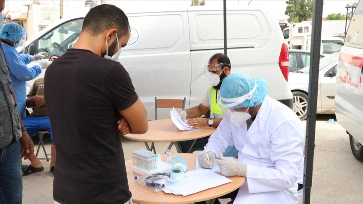 Μαζικός εμβολιασμός κατά του Covid-19 στη Λιβύη