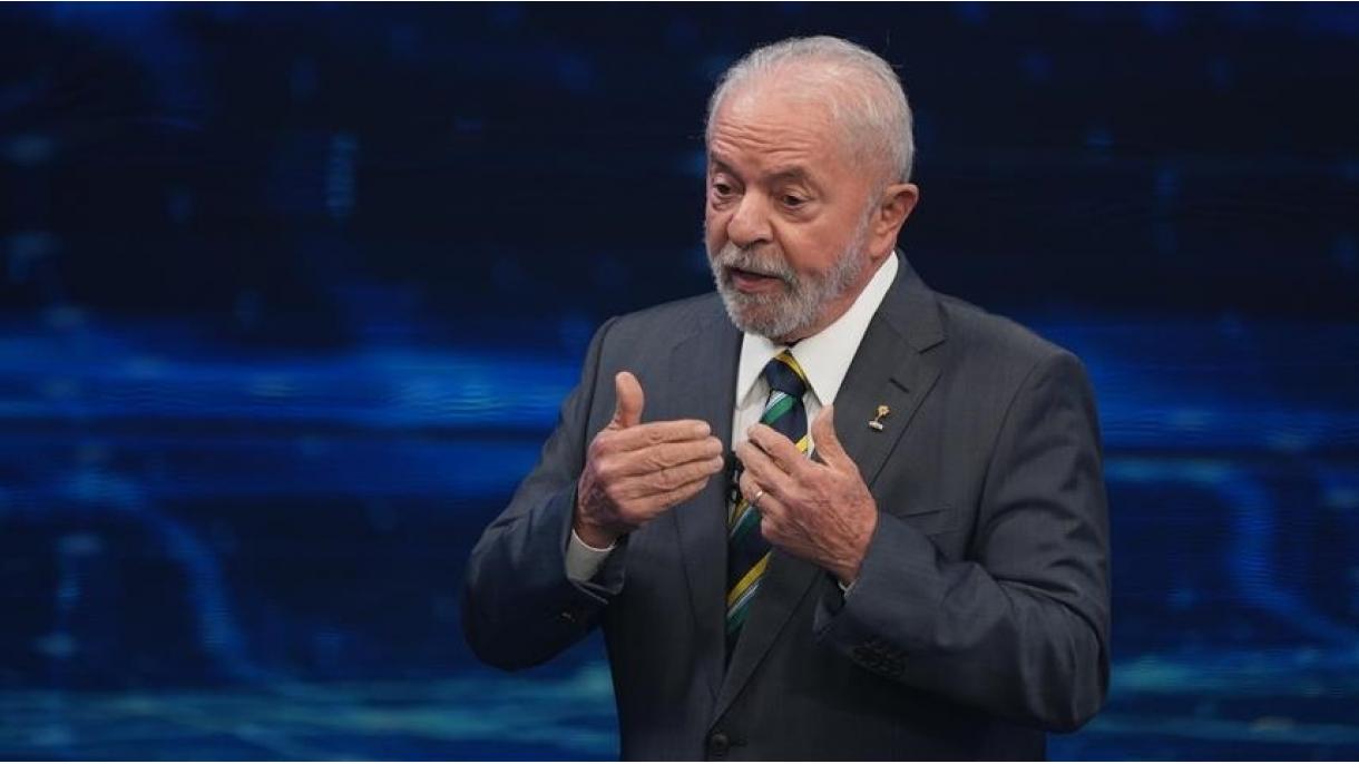 Encuesta muestra a Lula por delante de Bolsonaro a menos de dos semanas de las elecciones en Brasil