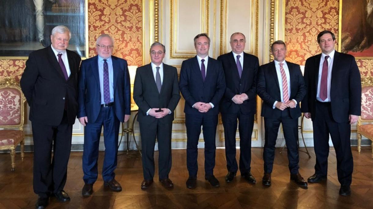 阿塞拜疆和亚美尼亚外长在巴黎举行会晤