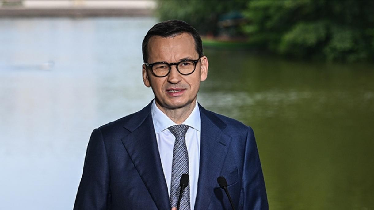 Morawiecki lengyel miniszterelnök: megvédik az ország földjének minden centiméterét