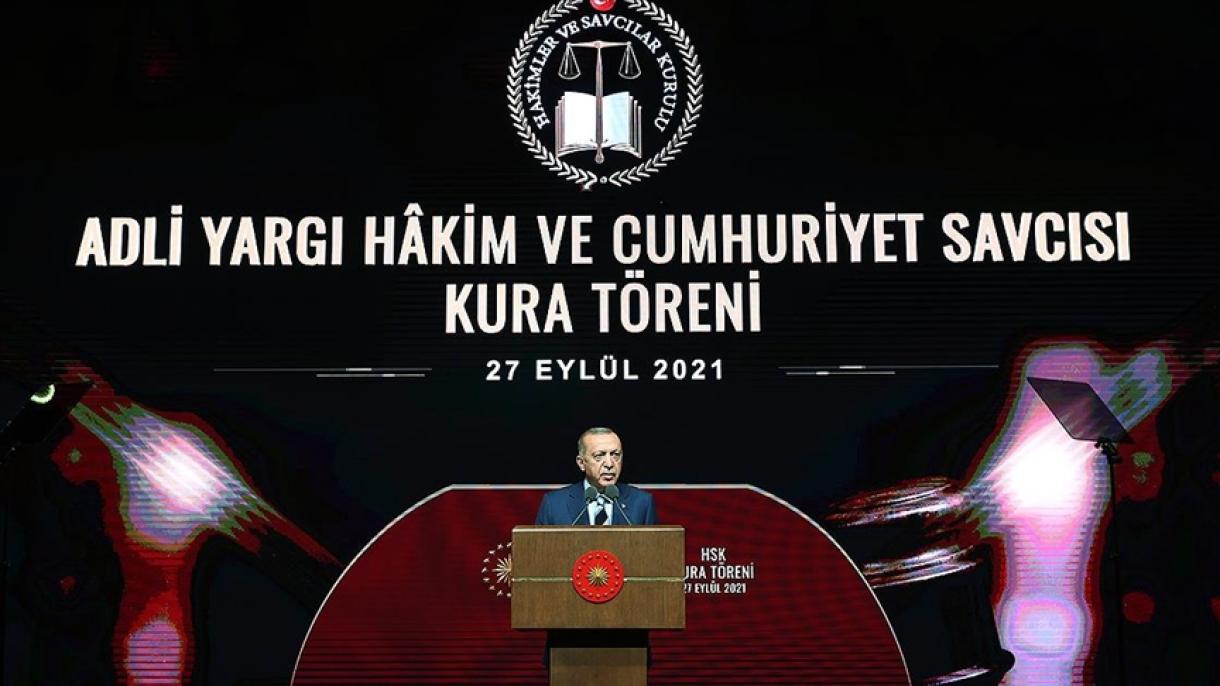 Prezident Erdogan kazylaryň we prokurorlaryň dabarasynda çykyş etdi