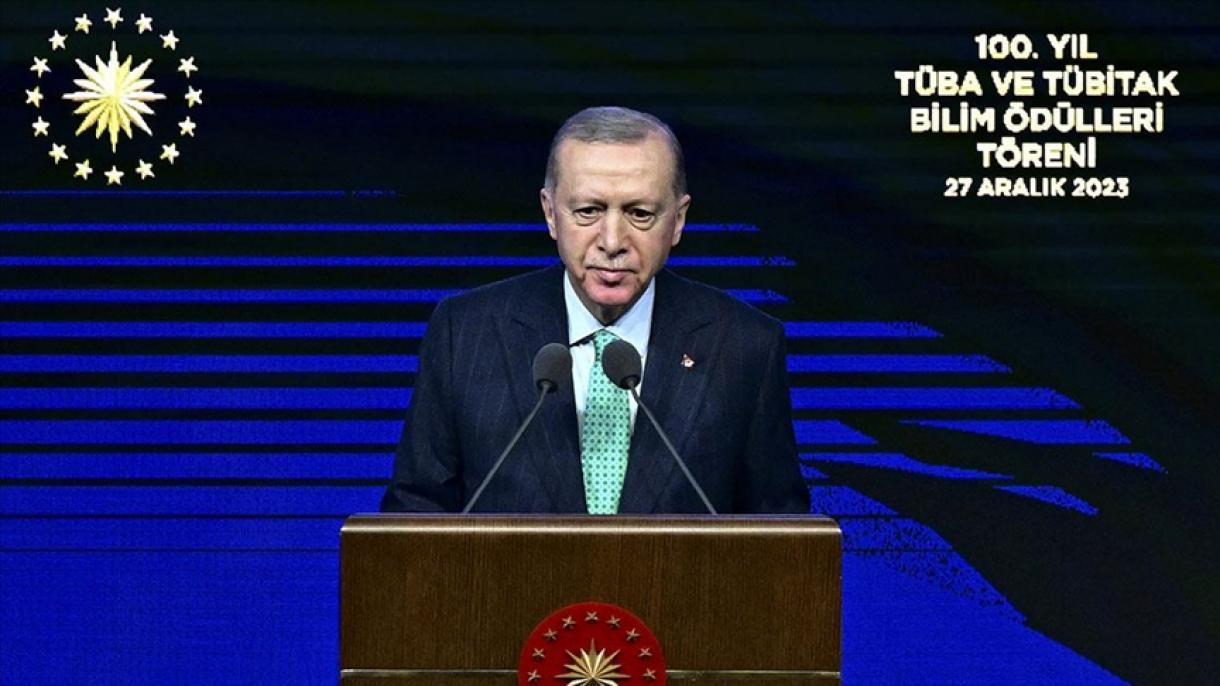 Эрдоган илимпоздорго чакырык таштады