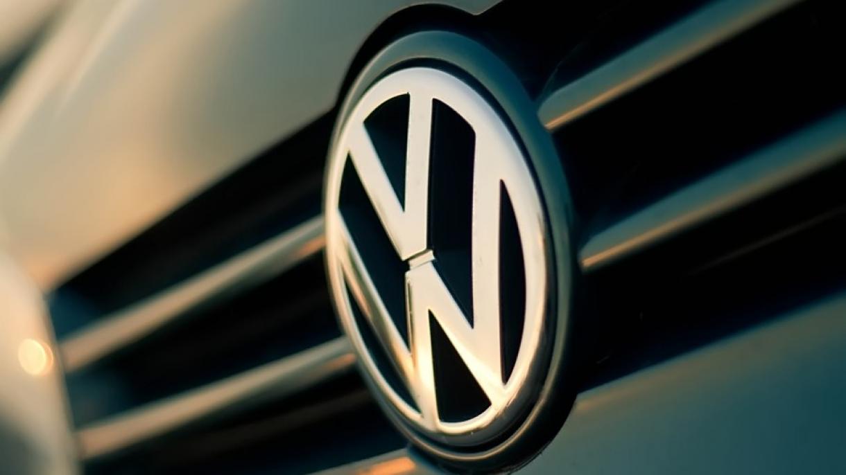 Volkswagen AG (VW), loqosunu dəyişdirir