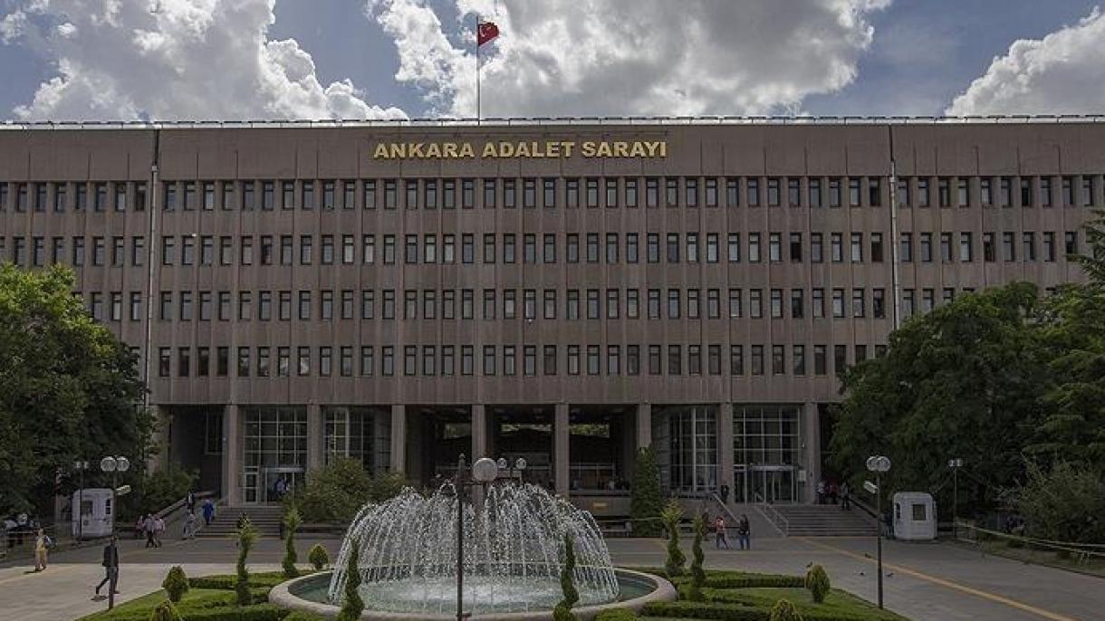 Ankara chiede alle autorità giudiziarie svedese di indagare sulle provocazioni di PKK/YPG