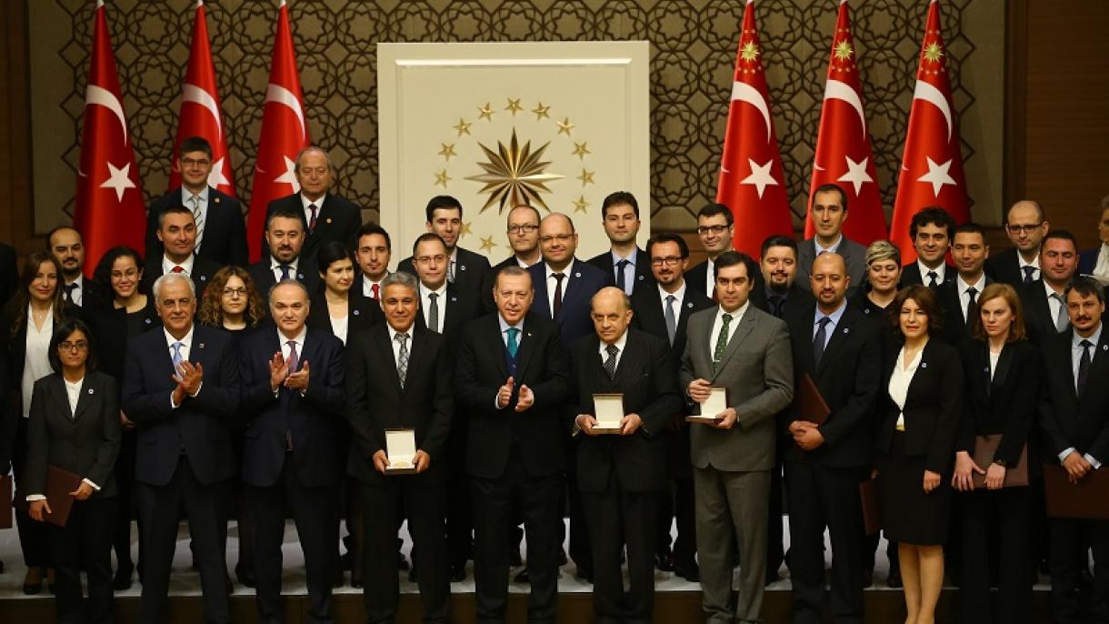 Erdogan: “Turquía tiene que liderar los estudios científicos en su región”