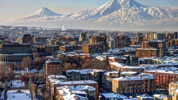 Yerevanda höcüm omtılışı