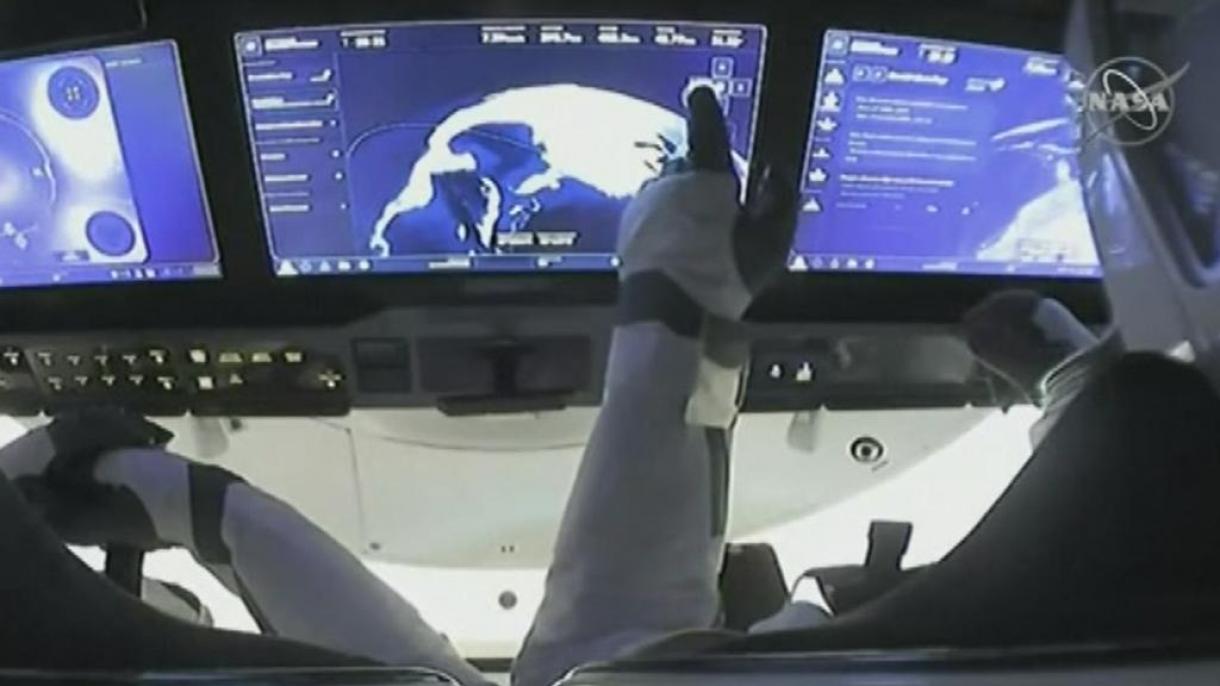 Эл аралык Космос станциясындагы 4 космонавт Жерге кайтып келишти