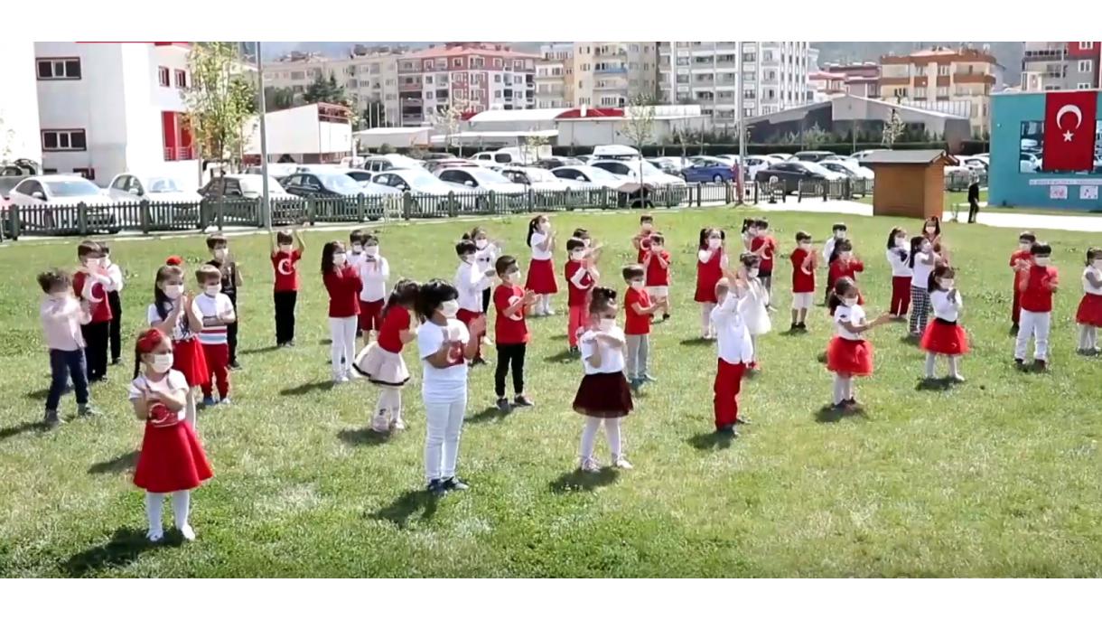 23 aprile, la giornata della Sovranità Nazionale e la festa dei Bambini