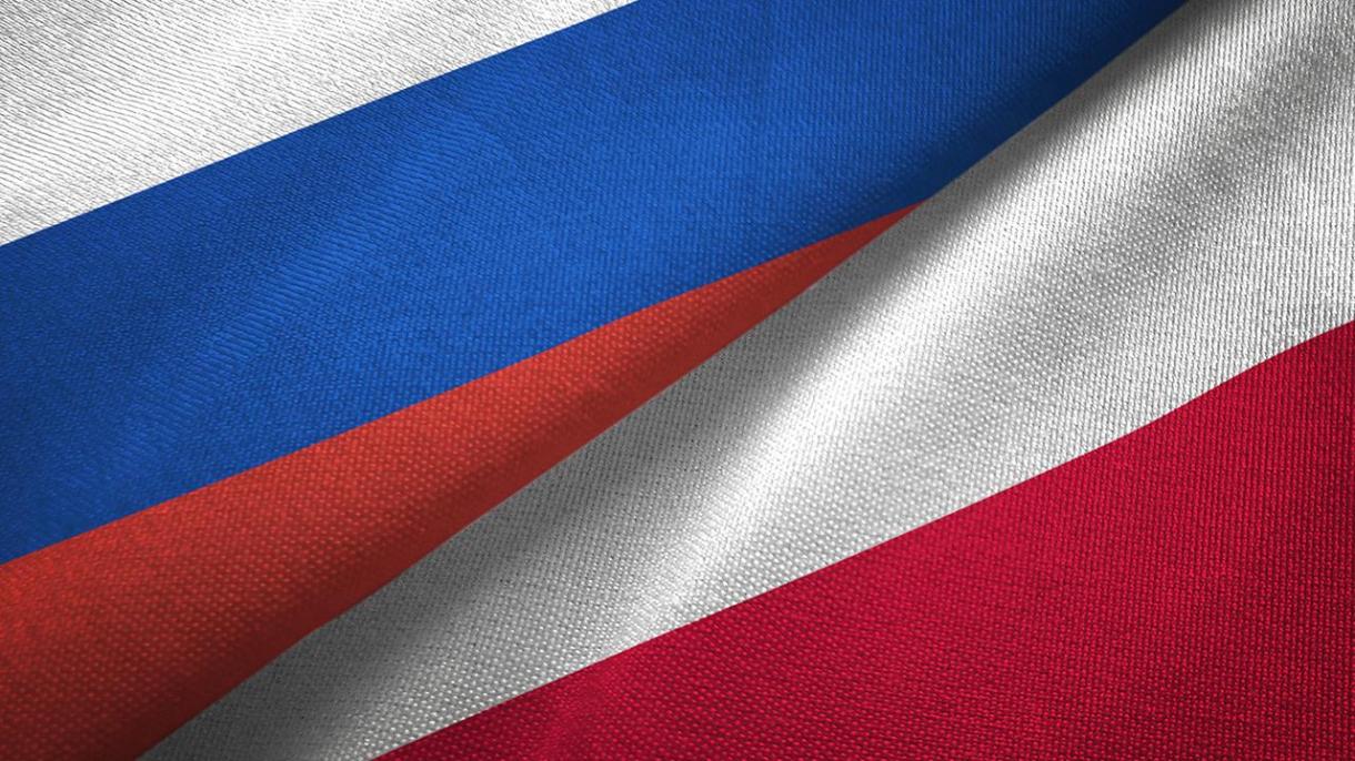 Русия призова полския шарже д'афер във външното министерство...