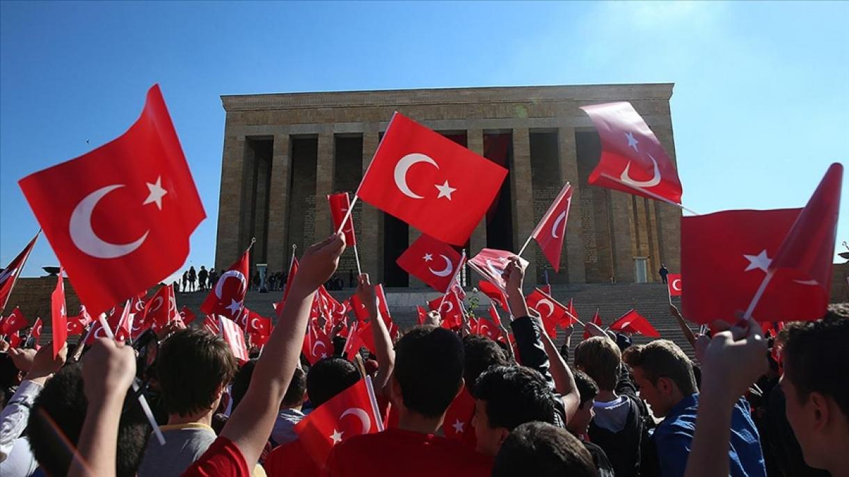 سی آگوست عید پیروزی در سرتاسر ترکیه جشن گرفته می‌شود