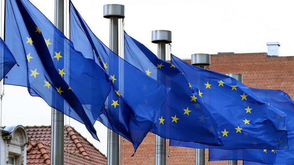 کمیسیون اتحادیه اروپا به اعضا در مورد  پیروی از اقدامات کووید-19 هشدار داد