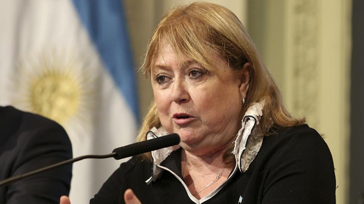 Аргентинанын тышкы иштер министри арызын берди