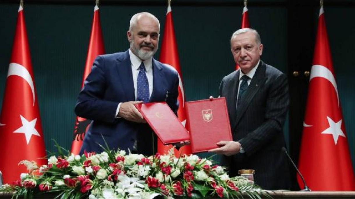 اردوغان: سرمایه‌گذاری‌ در زمینه‌های زیرساخت و گردشگری آلبانی را افزایش خواهیم داد