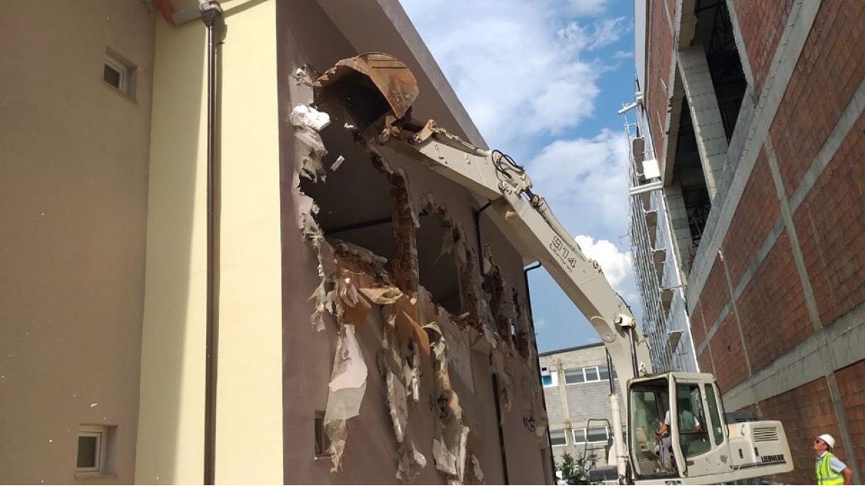 Prizren Belediyesi_ABI AVM-sini yıktı.jpg