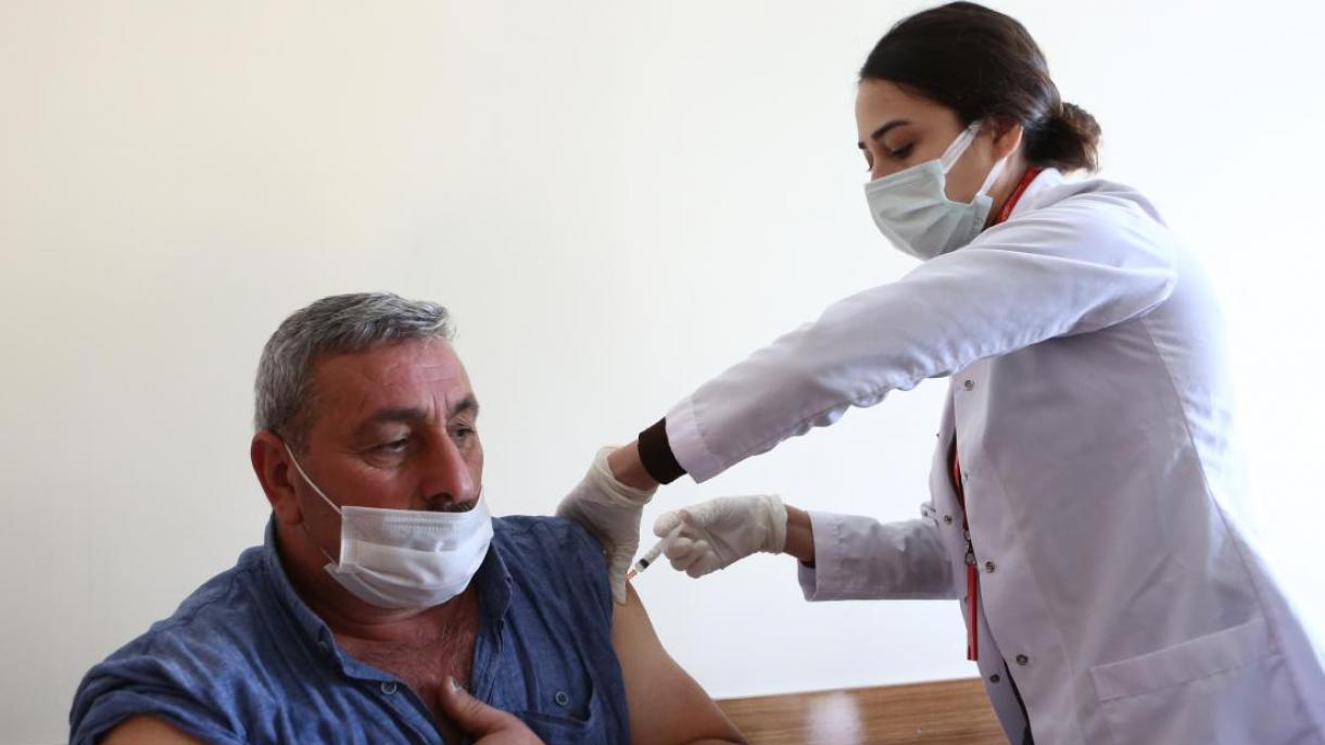 بیش از  135 میلیون و 618 هزار دوز واکسین کرونا در ترکیه تزریق شد