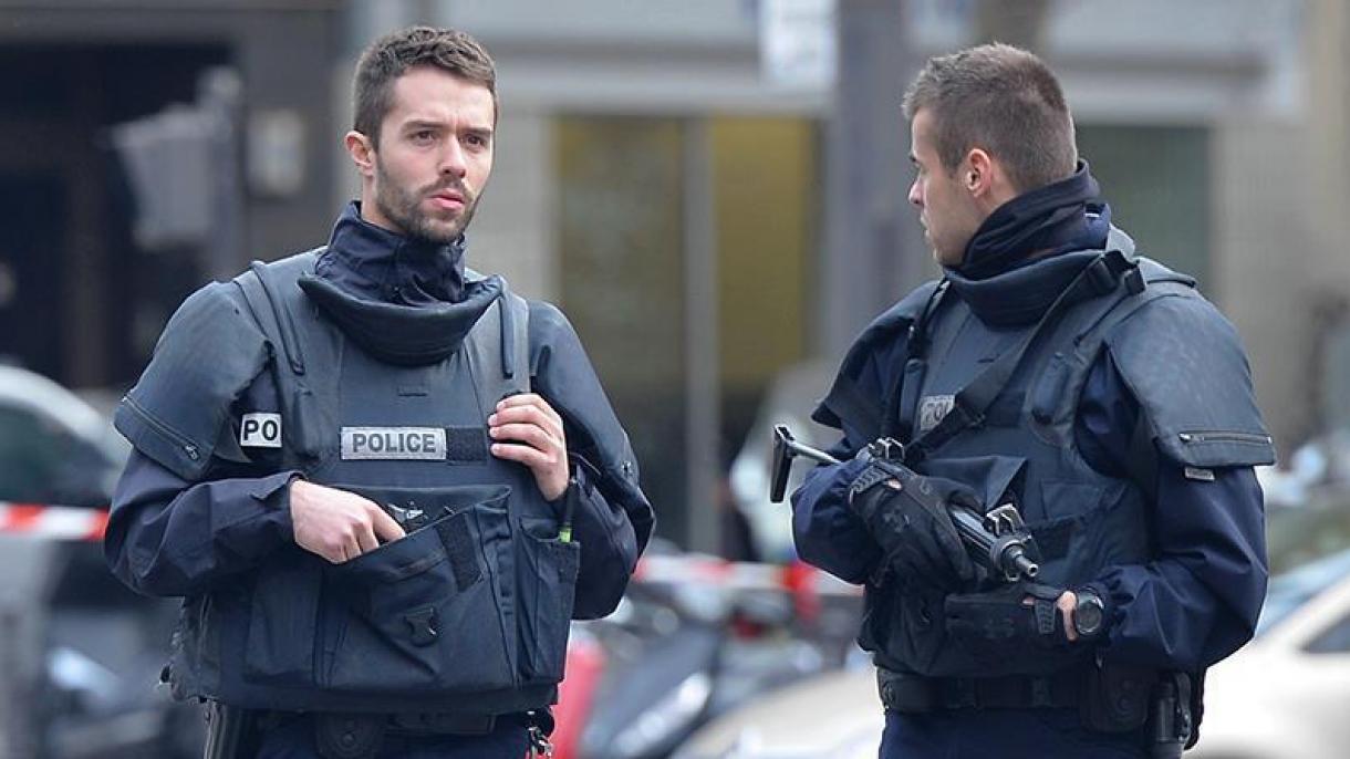 حمله به منطقه اسکان کولی ها در شهر مارسیلا در فرانسه