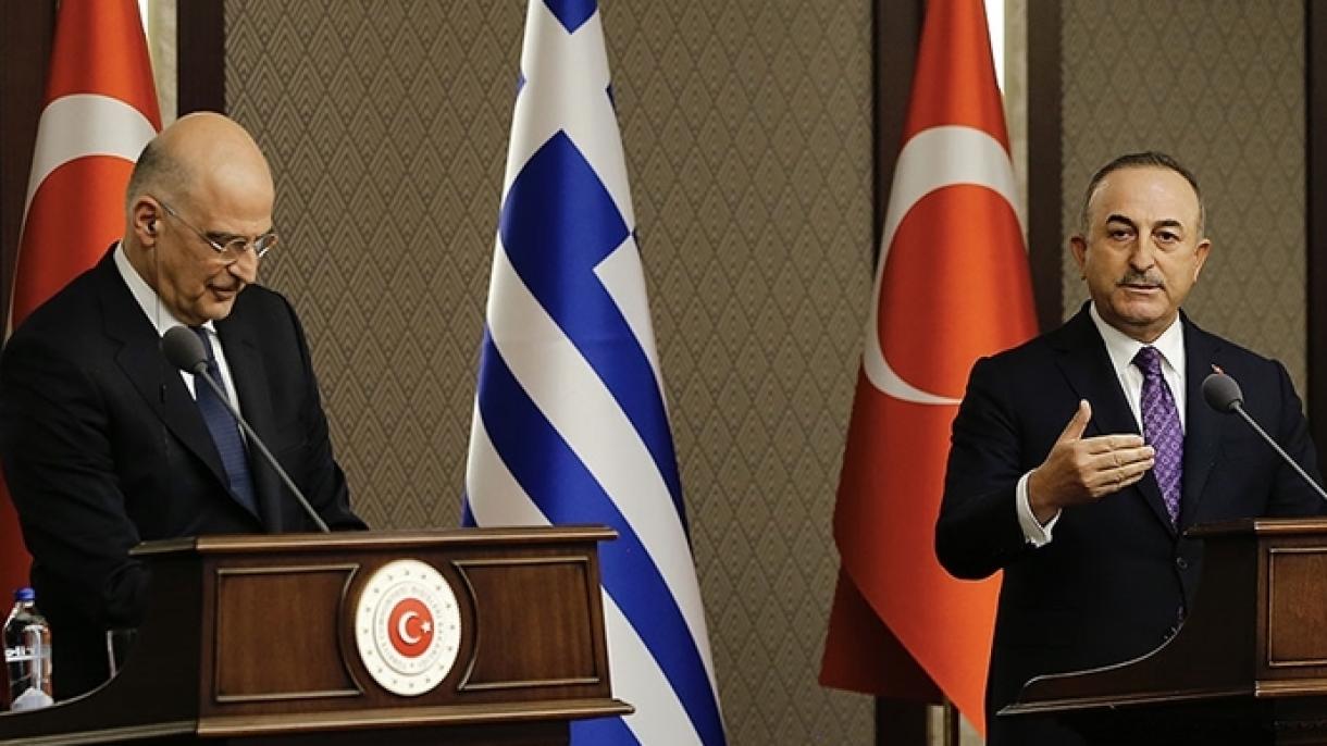 وزیر خارجہ میولود چاوش اولو کا یونانی ہم منصب  کو یونان میں لگی آگ پر تعیزتی پیغام
