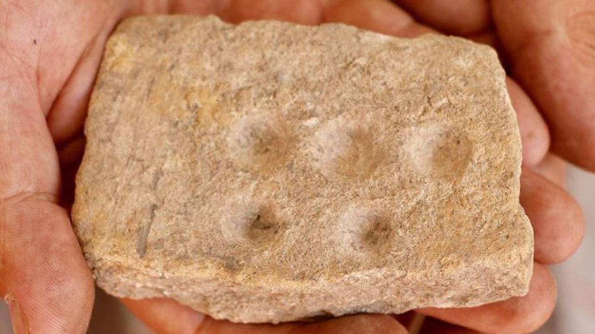 Paleta de tinta de 5.000 anos encontrada em Eskişehir