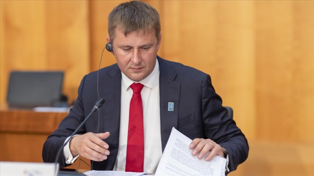 Уволнен е чешкият външен министър Томаш Петричек