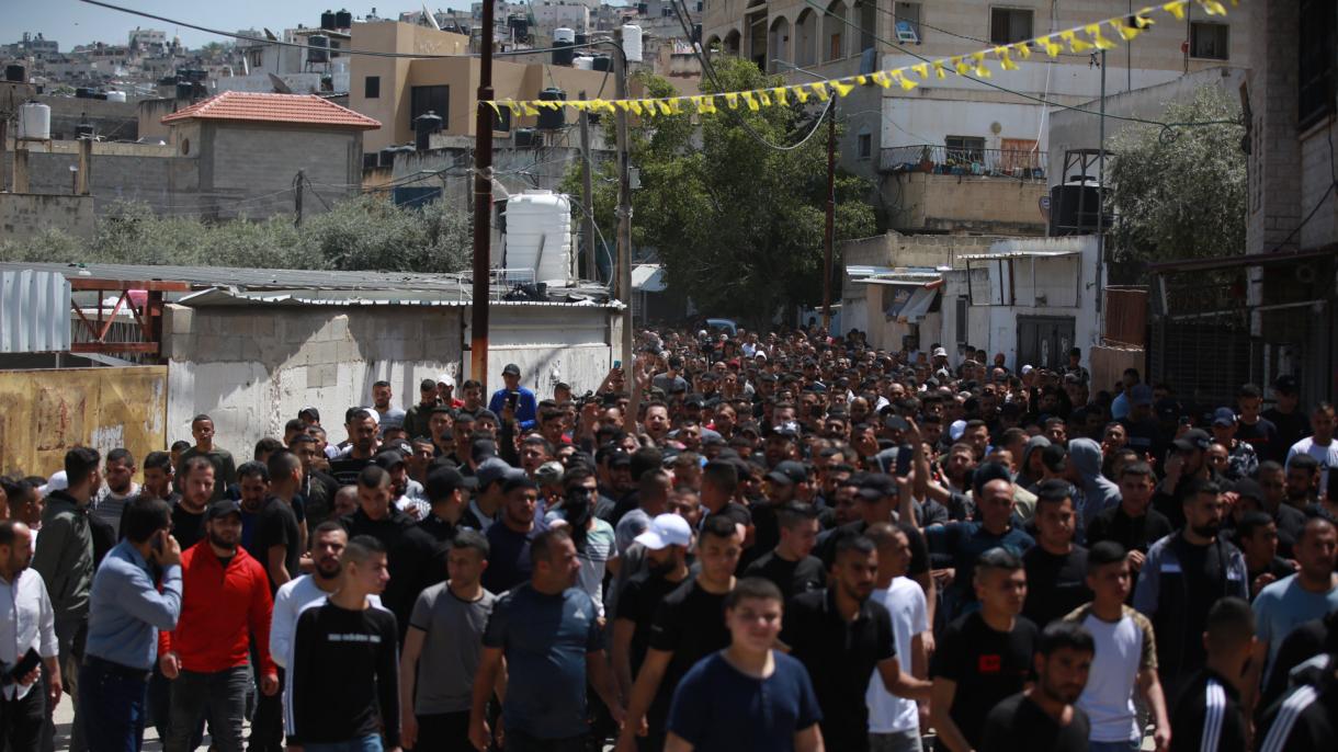 Палестина Израилдин Месжид  -  и Аксадагы кол салуусун айыптады