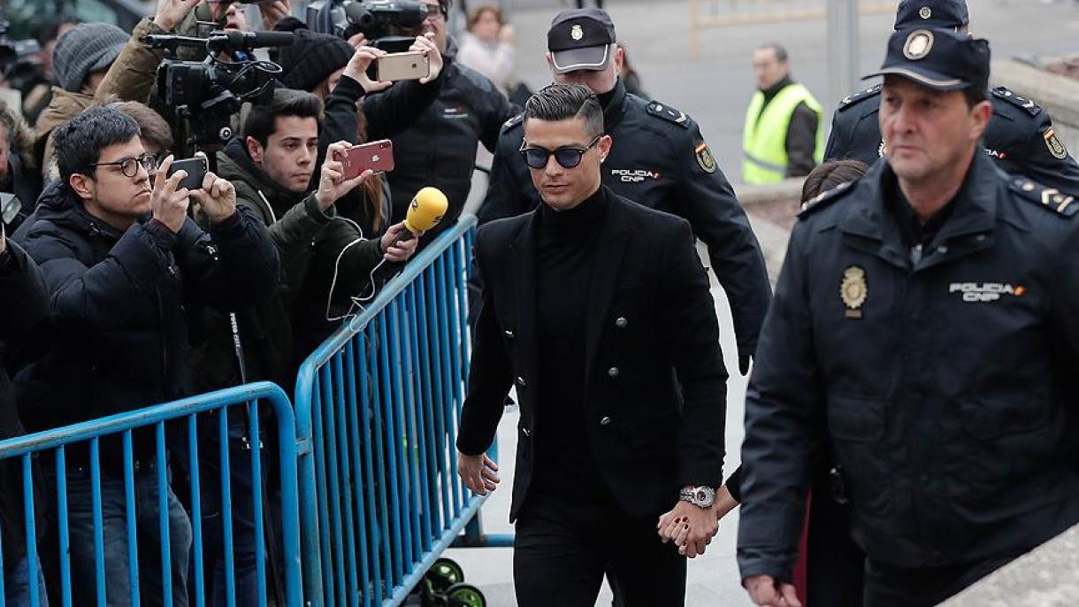 Kriştianu  Ronaldoya həbs cəzası verildi