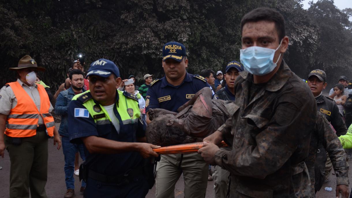 گواتمالا‌داکی فوگو وولکان سببین‌دن اؤلن‌لرین ساییسی 69ا یوکسلیب