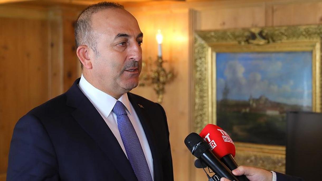 Çavuşoğlu: "YPG-PKK ilə birgə əməliyyat aparmaq ilanla yatağa girmək deməkdir"