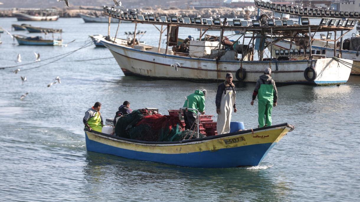 Israel hiere a dos pescadores palestinos en la Franja de Gaza