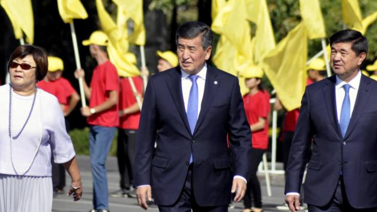Кыргызстан 31-Август Эгемендүүлүк күнүн белгиледи
