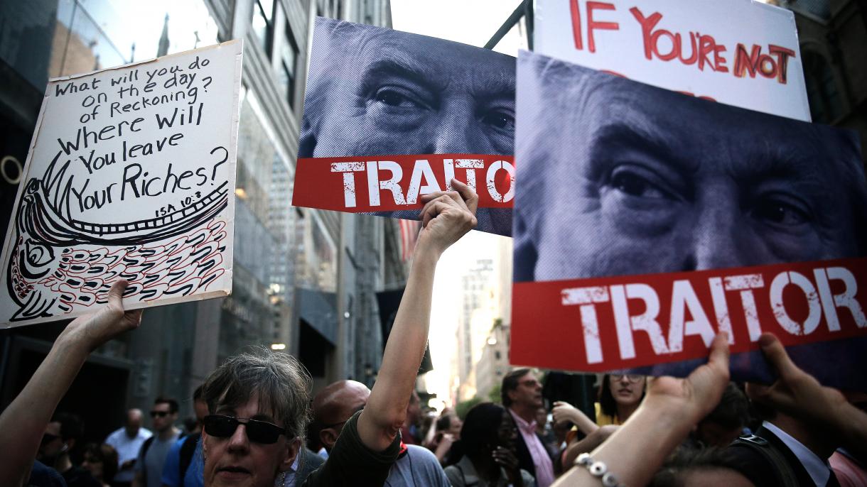 نیو یارک: مظاہرین کا احتجاج ،ٹرمپ کوجھوٹا ،لالچی اور شکاری قرار دے دیا